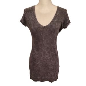 Ruby Charcoal Gray Mineral Wash Cutout Back Studded Tee V-neck Top Size L